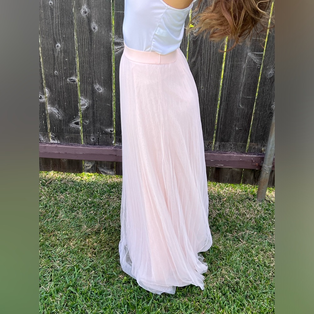 Charlotte Russe blush pink, tulle, pleaded maxi skirt, Size Medium